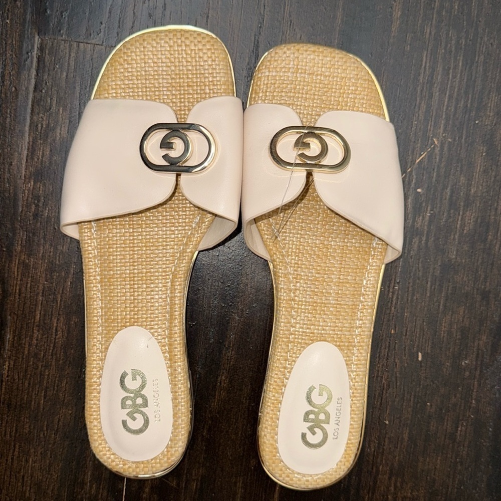 GBG Los Angeles 8.5 M Rattan Slides Flip Flops